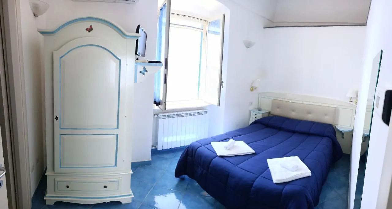 Villa La Rosa Del Mare Amalfi 0*,  Italia